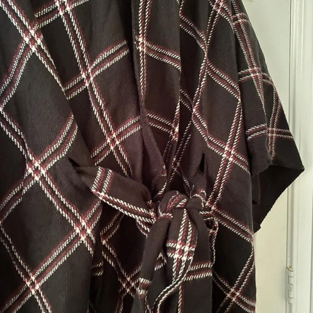 Torrid Ruana sweater. - Picture 3 of 4